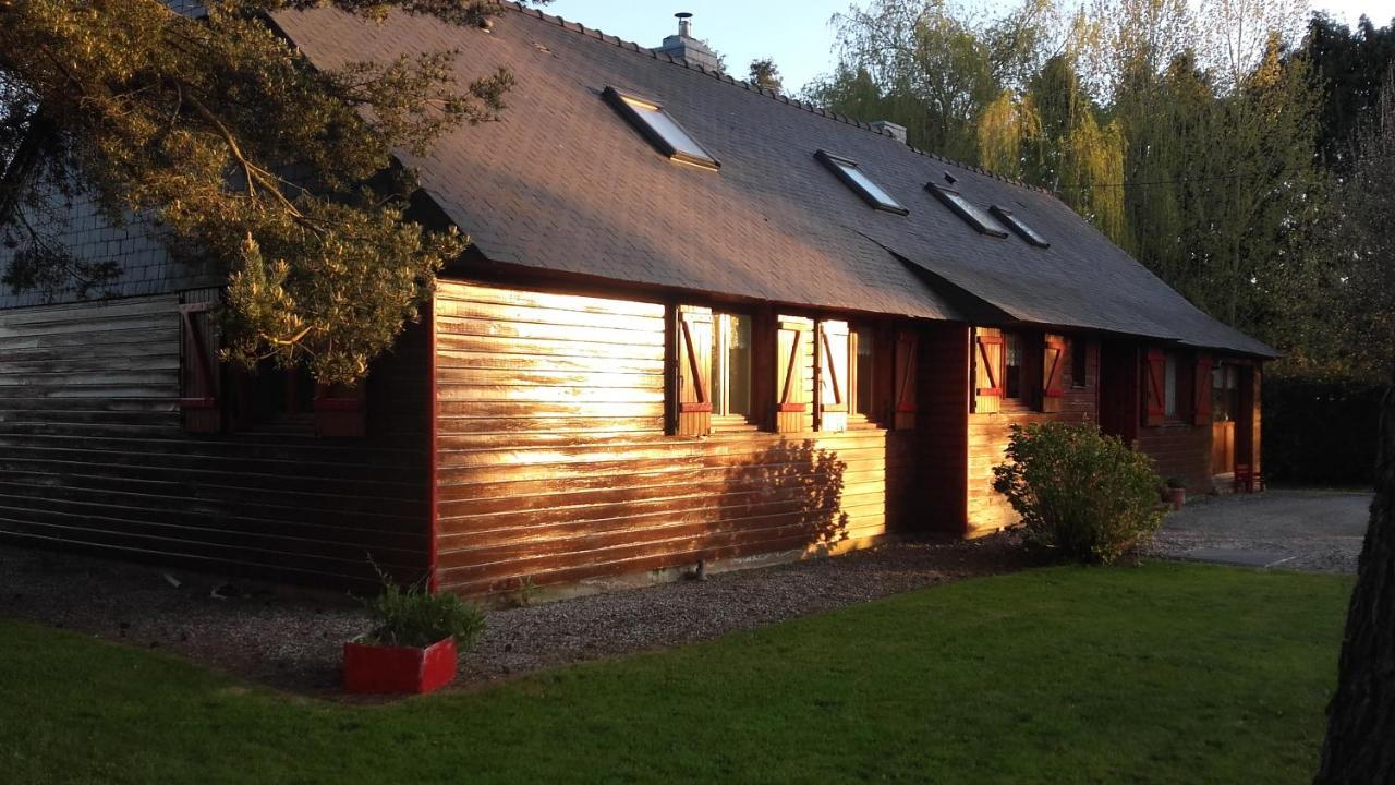 Chez Christine Bed & Breakfast Noyal-Pontivy ภายนอก รูปภาพ
