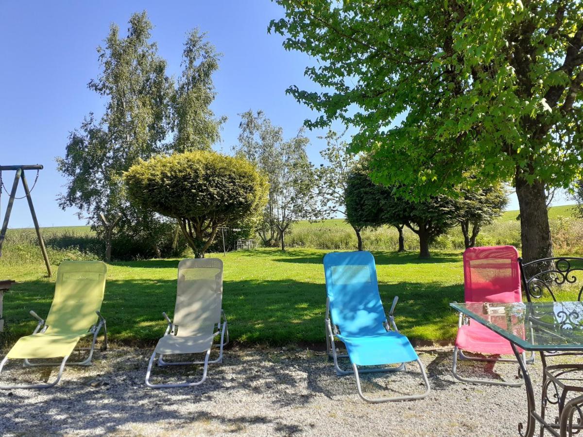 Chez Christine Bed & Breakfast Noyal-Pontivy ภายนอก รูปภาพ