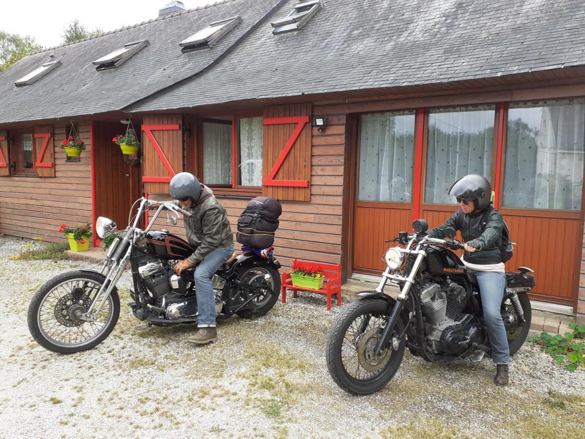 Chez Christine Bed & Breakfast Noyal-Pontivy ภายนอก รูปภาพ